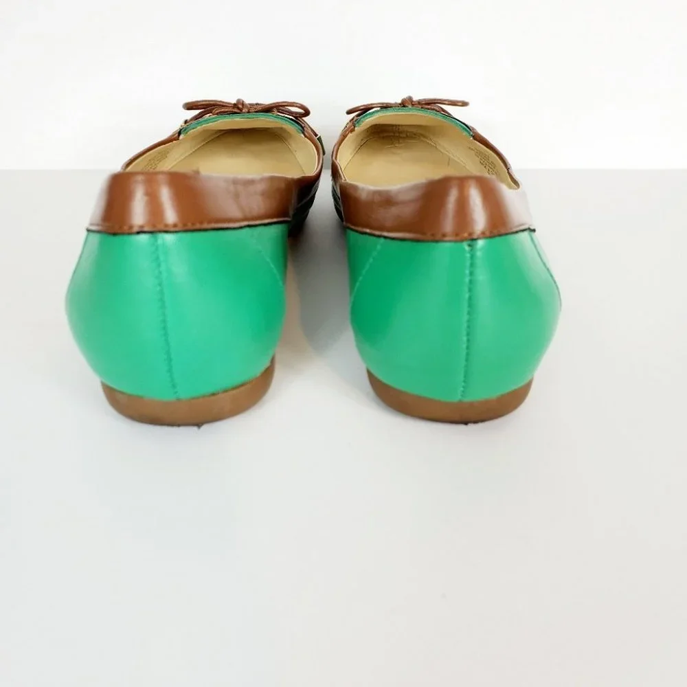Isaac Mizrahi Live Green Brown Flats Size 6 1/2M
